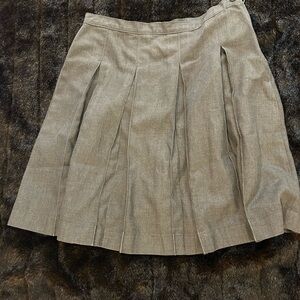 Lands’ End Women’s Gray Pleated Skirt Size 6 Knee Length Career Workwear